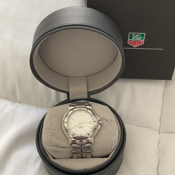 Tag Heuer 6000 Quartz Watch - Picture 14 of 16